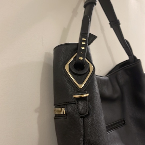 Black faux leather shoulder bag - Picture 5 of 6